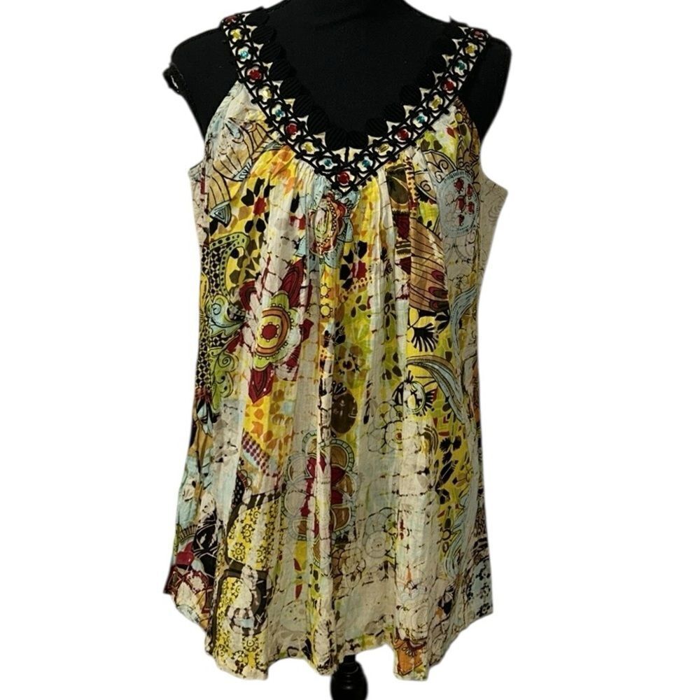 Chaudry Floral Print Sleeveless Top(Size Medium)